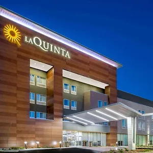 2* Hotel La Quinta & By Wyndham Ne - Old Henry Rd