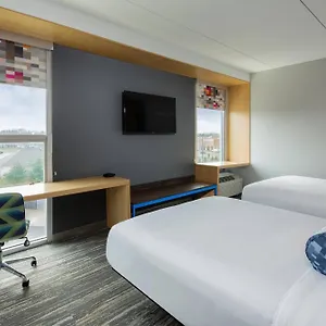 Aloft East Hotel