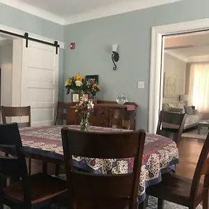Morning Sun - Bed & Breakfast Pittsburgh